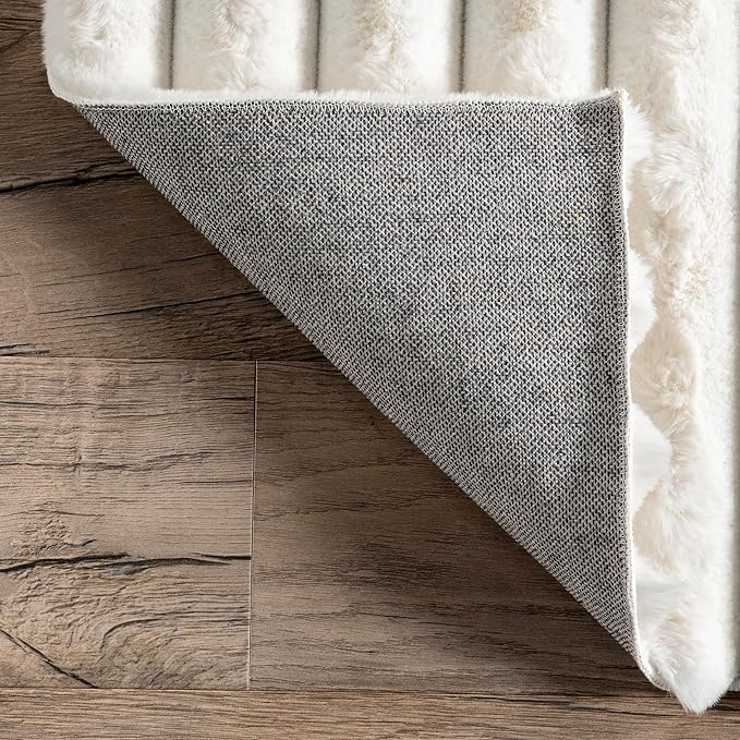 Nuloom SuperiorWash Collection Kai Off-White, 2'6" x 8', Fluffy and Cozy, High Traffic, Stain Resistant, Easy Clean, Durable Washable Runner for Bedroom, Living Room, Dining, Den, Foyer, Entryway